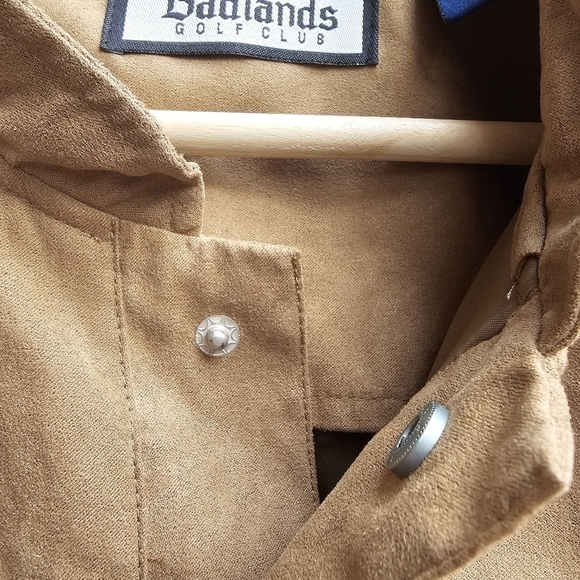 Badlands Las Vegas Golf Club Vest, Brown Faux Suede with Metal Snaps, Size Large - Picture 6 of 11